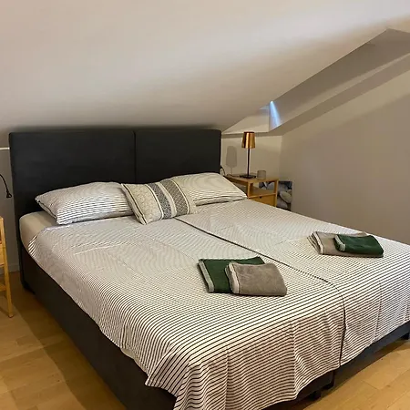 Hvar Cricket House Pakleni Island