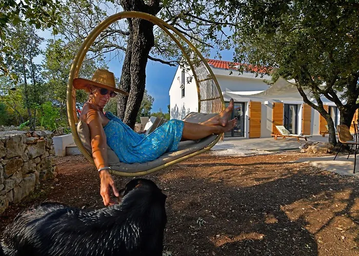 Hvar Cricket House Pakleni Island חוואר