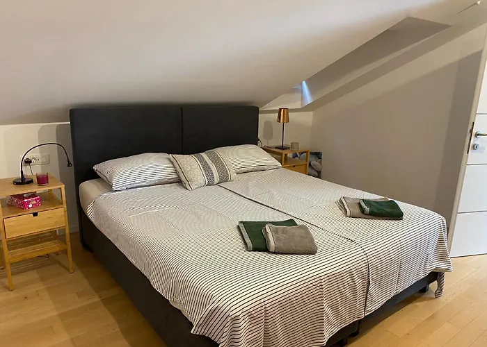 Hvar Cricket House Pakleni Island