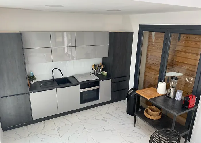 וילה Hvar Cricket House Pakleni Island