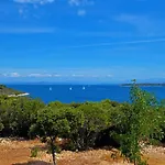 וילה Hvar Cricket House Pakleni Island *