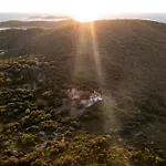 Hvar Cricket House Pakleni Island וילה חוואר