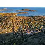Hvar Cricket House Pakleni Island