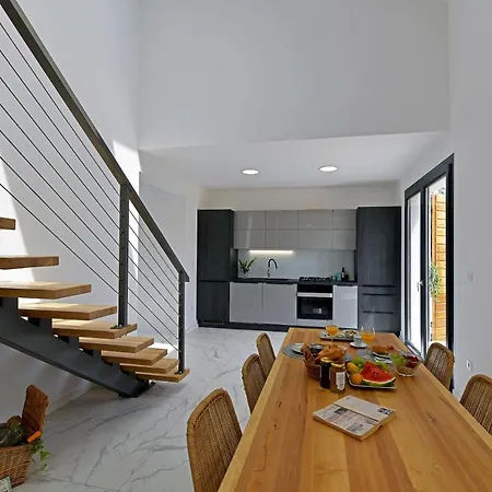 Hvar Cricket House Pakleni Island *