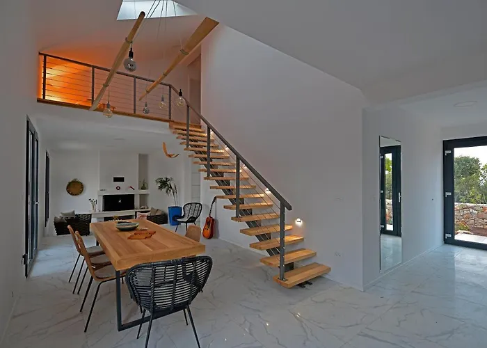 Hvar Cricket House Pakleni Island *